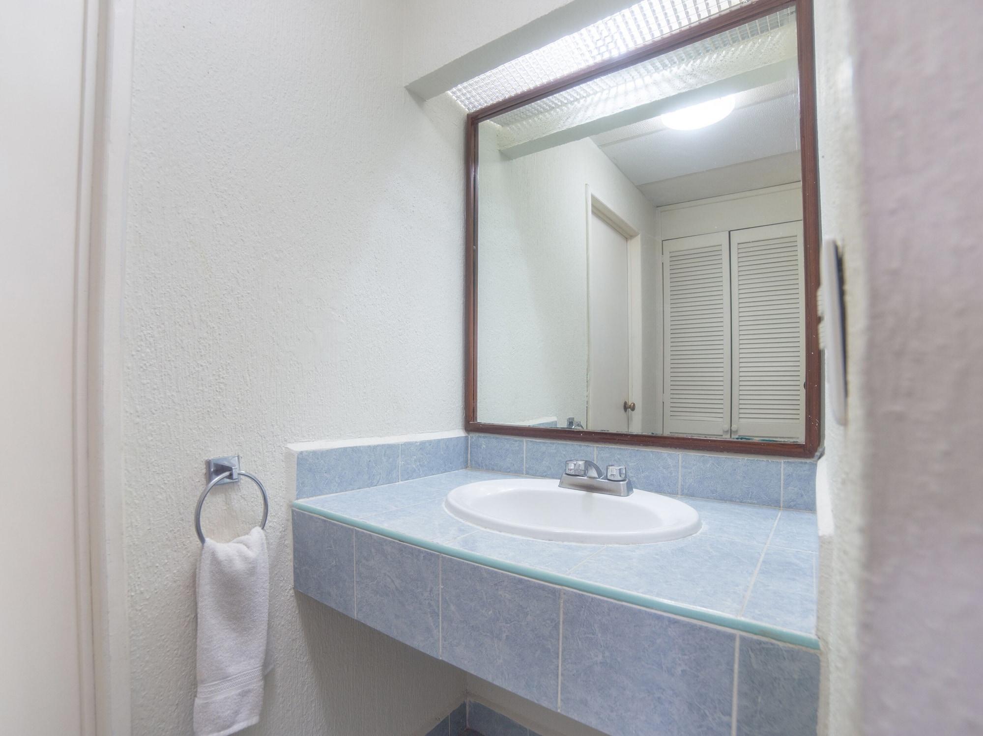 סלאיה Capital O Hotel Casa Real Celaya מראה חיצוני תמונה