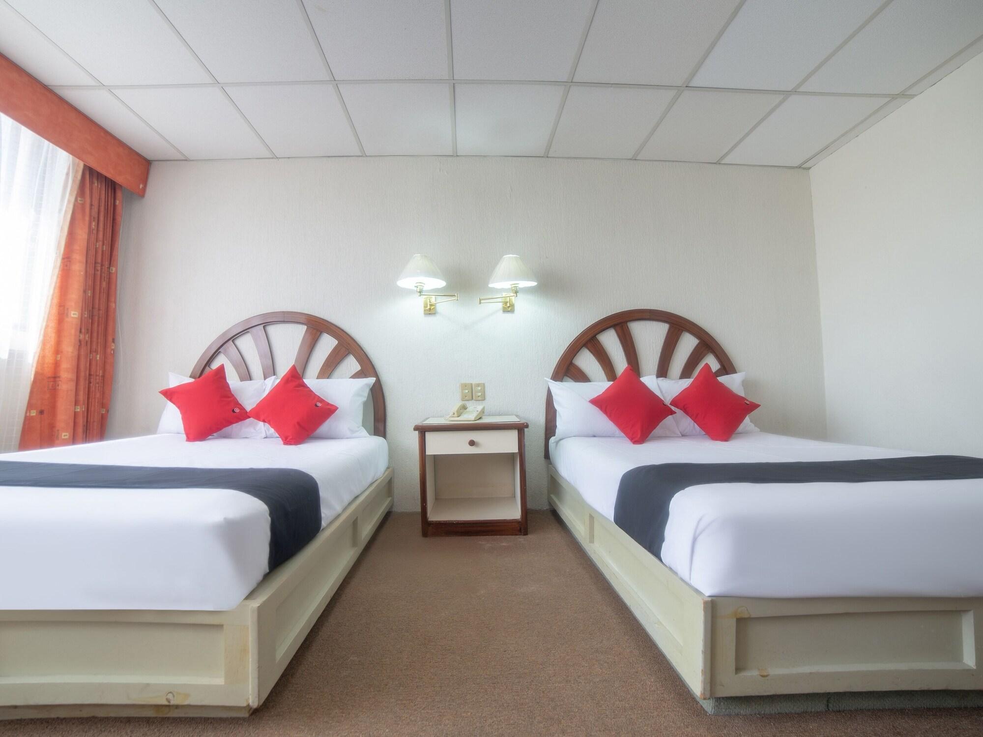 סלאיה Capital O Hotel Casa Real Celaya מראה חיצוני תמונה